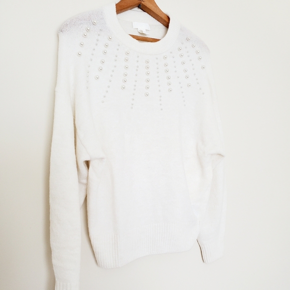H&M white cowl neck sweater with pearls - Picture 2 of 8
